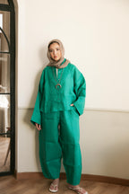 PURE LINEN pallon pants in green.