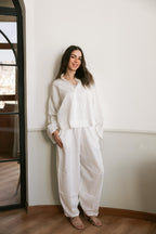 LINEN set in white.
