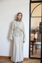 Pleated linen set in beige