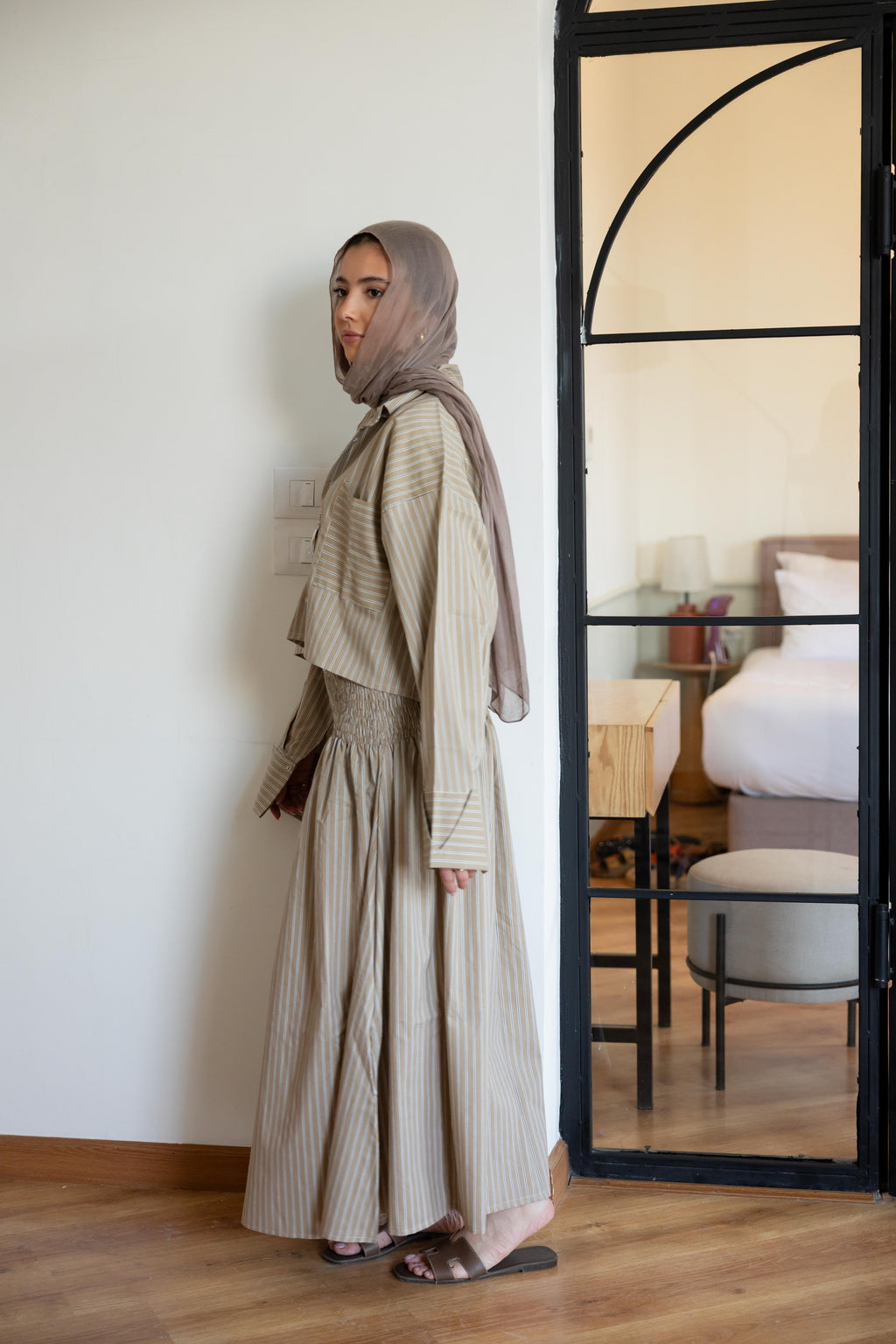 Luna set in beige.