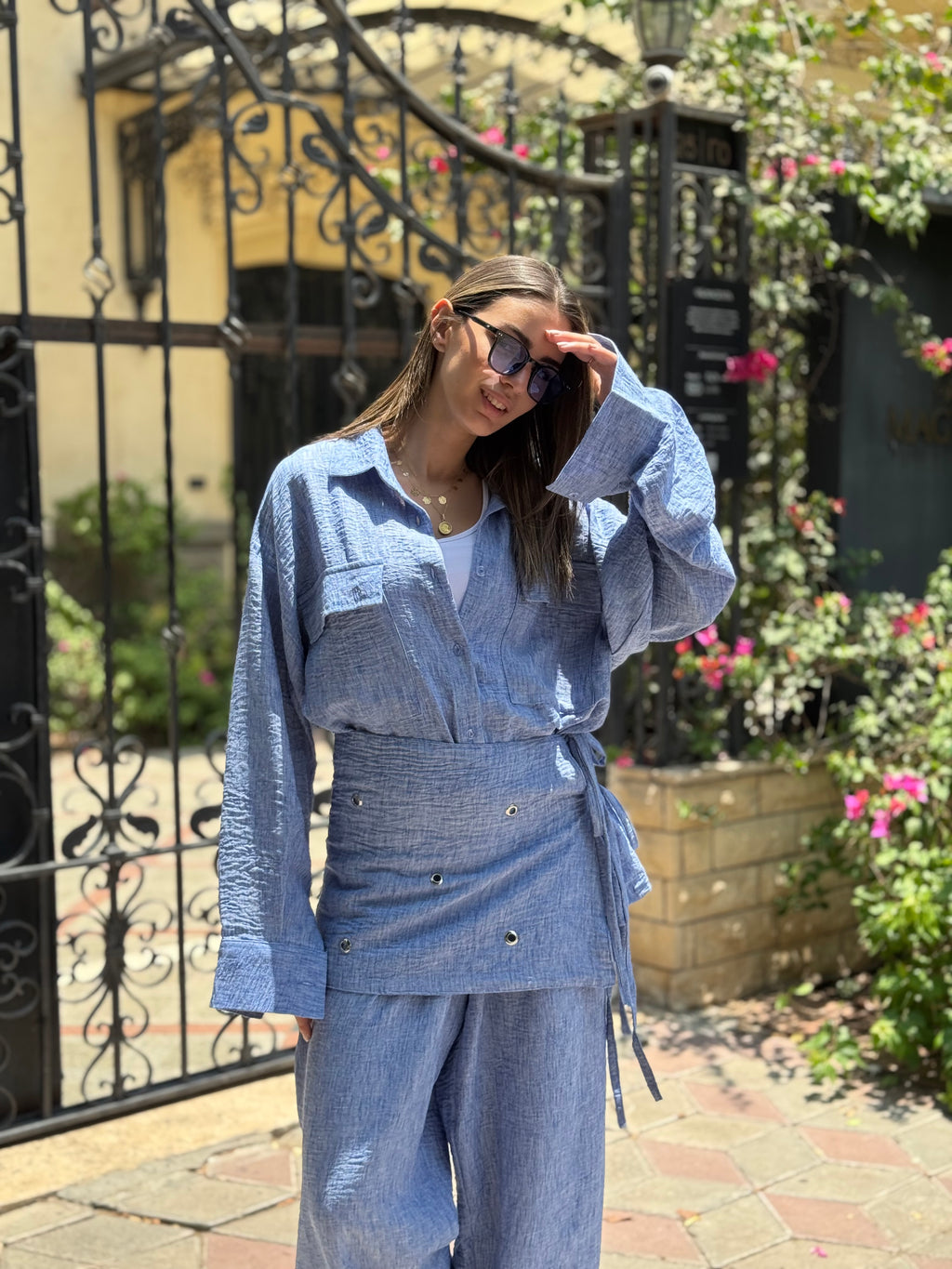 Jessy in blue