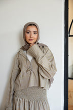 Luna set in beige.